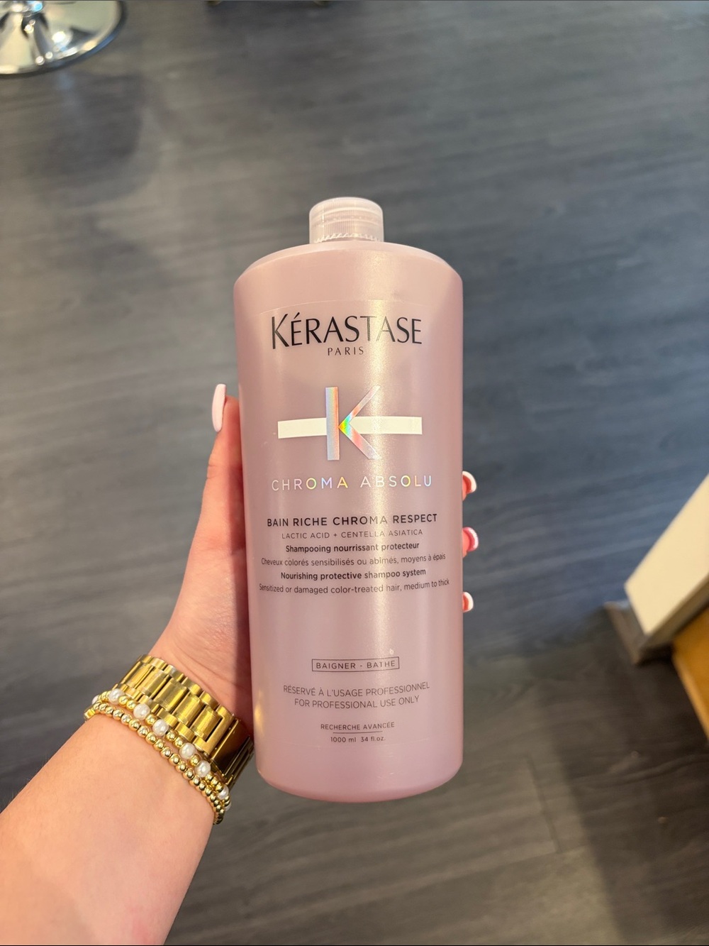 Kérastase Chroma Absolu Shampoo - Soft Pink Bottle